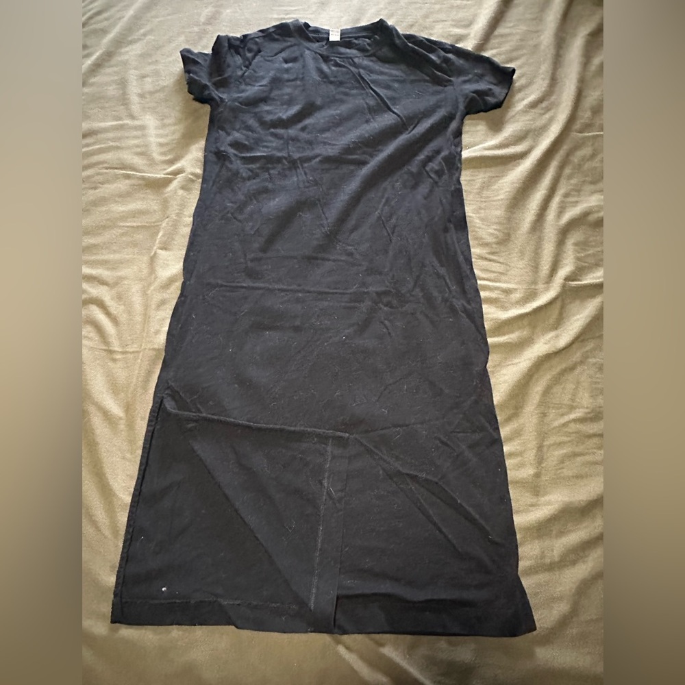 Old Navy Classic Black Tee